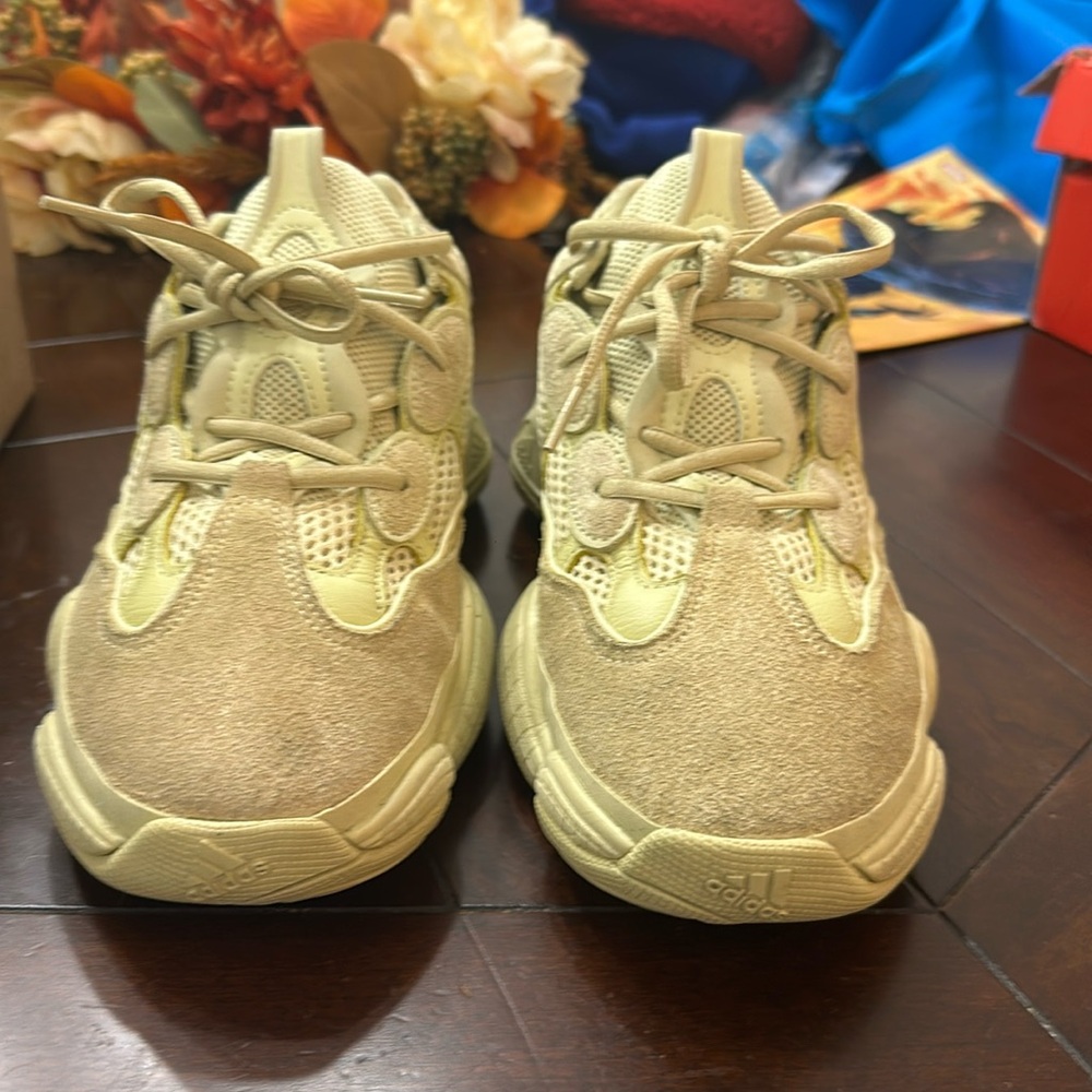 Used Yeezy 500 Super Moon Yellow Size 9